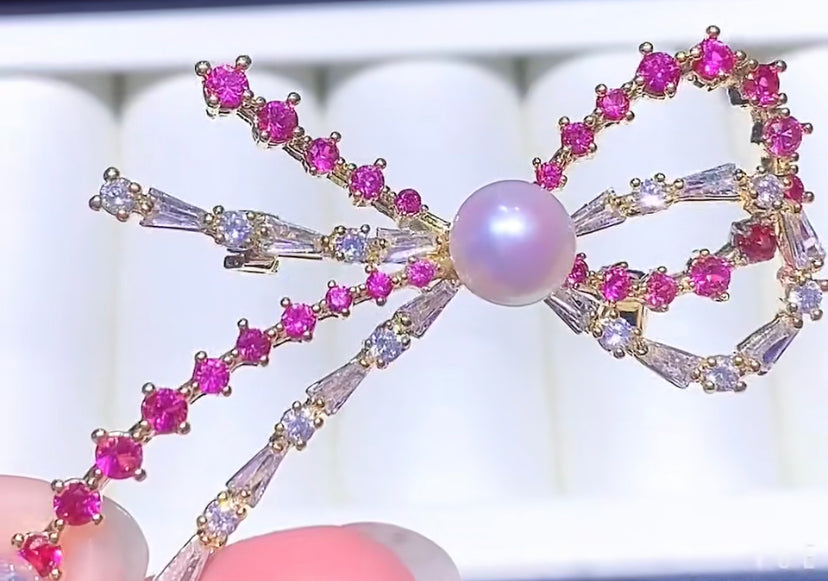 Garland Brooch