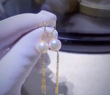 Load image into Gallery viewer, Akoya Pearl Earrings
