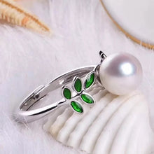 Load image into Gallery viewer, The Green Leaf Ring
